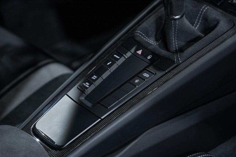 Used 2018 Porsche 911 GT3 RWD image 57
