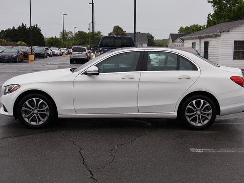Used 2017 Mercedes-Benz C 300 Luxury image 5