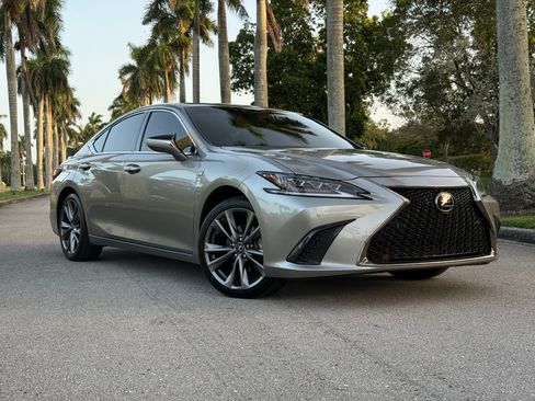 Used 2019 Lexus ES 350 F Sport FWD image 3