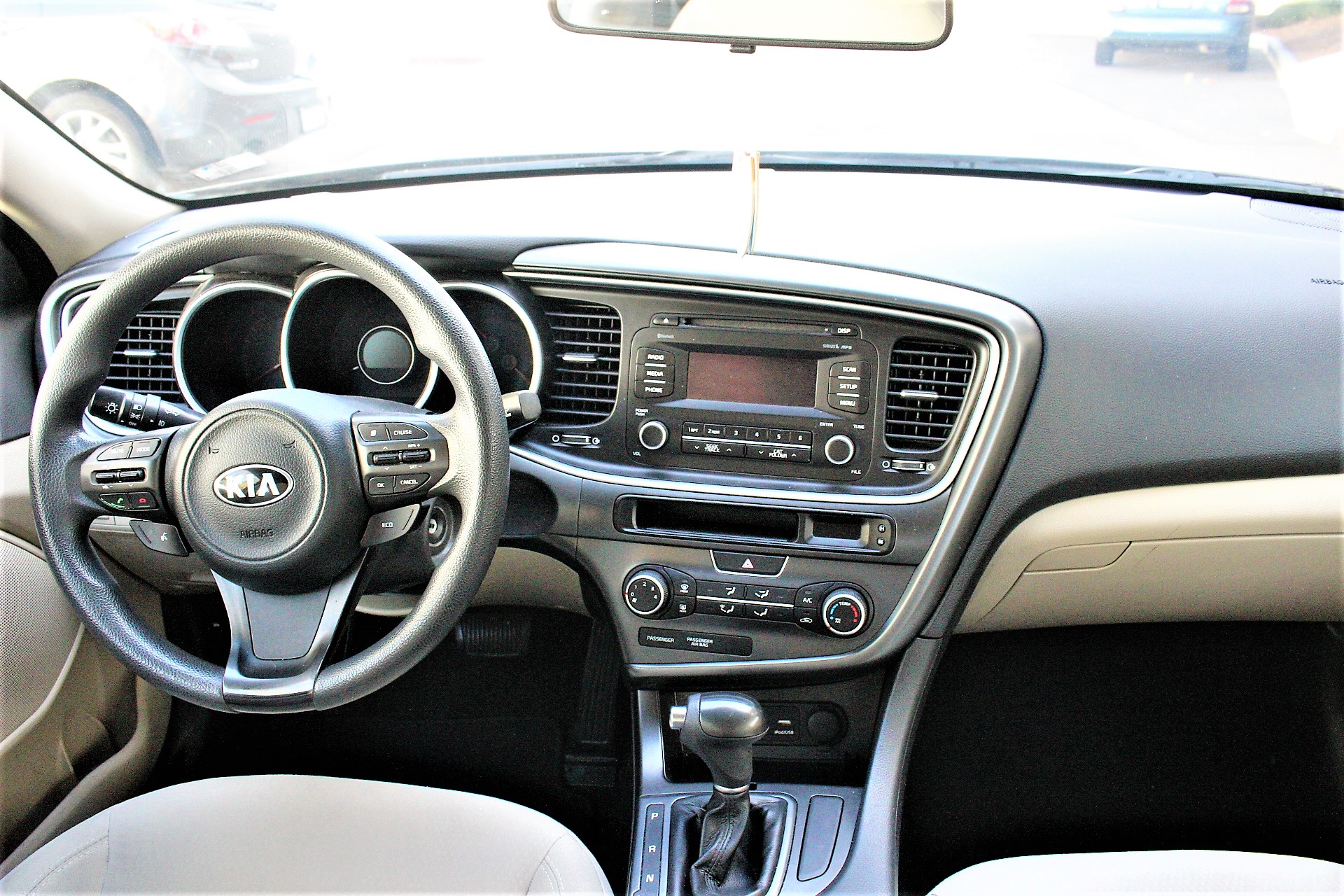 Used 2015 Kia Optima LX FWD image 22