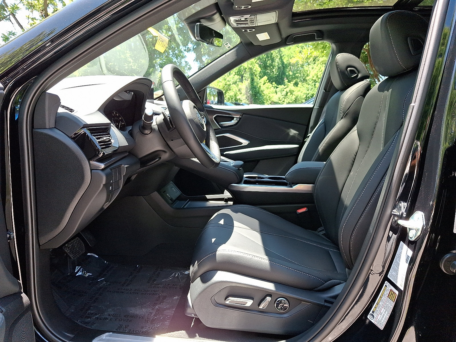 New 2026 Acura RDX SH-AWD image 9
