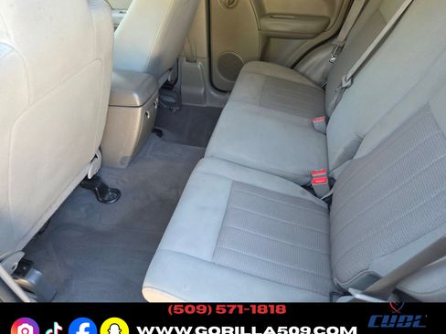Used 2007 Jeep Liberty 4WD Sport image 16