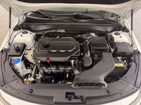 Used 2016 Kia Optima EX image 18