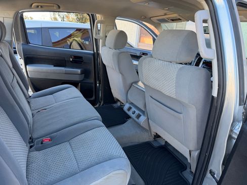 Used 2010 Toyota Tundra image 25