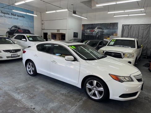 Used 2014 Acura ILX UNAVAIL FWD image 9