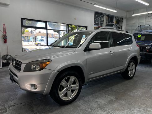 Used 2007 Toyota RAV4 Sport image 12