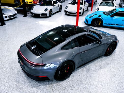 Used 2024 Porsche 911 Carrera 4 GTS image 9