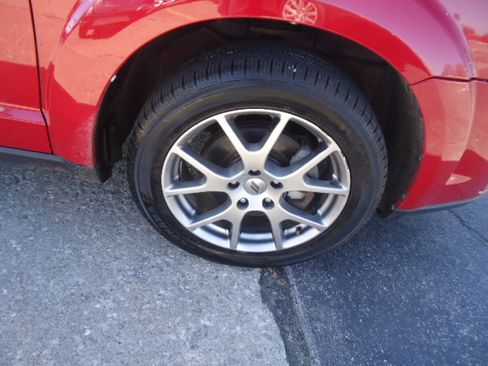 Used 2019 Dodge Journey GT image 4