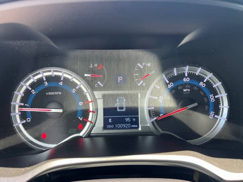 Used 2015 Toyota 4Runner 4WD SR5 Premium image 20