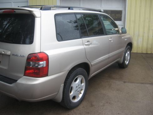 Used 2006 Toyota Highlander LE image 4