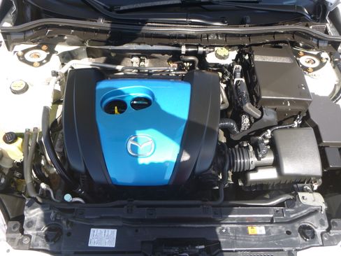 Used 2012 MAZDA MAZDA3 i Touring image 19