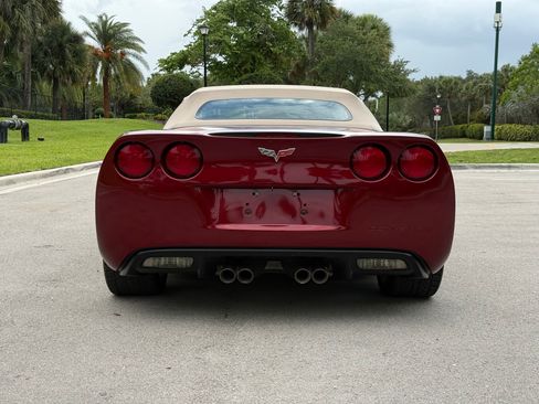 Used 2006 Chevrolet Corvette Convertible RWD image 20