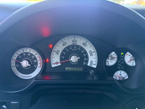 Used 2007 Toyota FJ Cruiser image 77