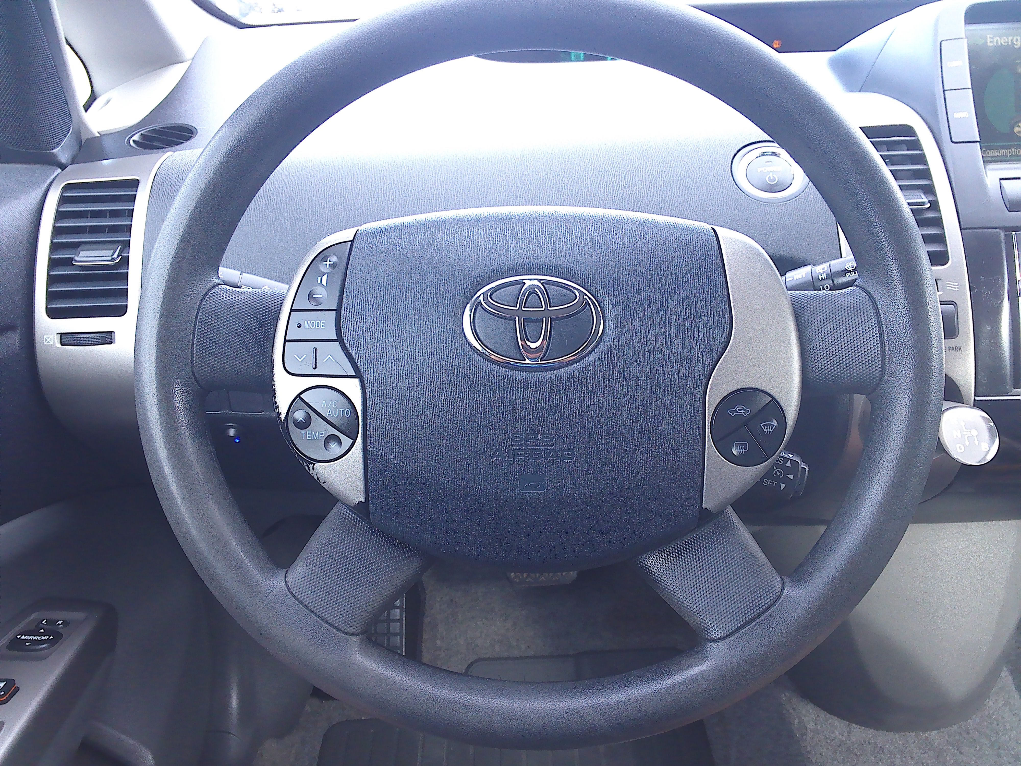 Used 2007 Toyota Prius Two FWD image 25