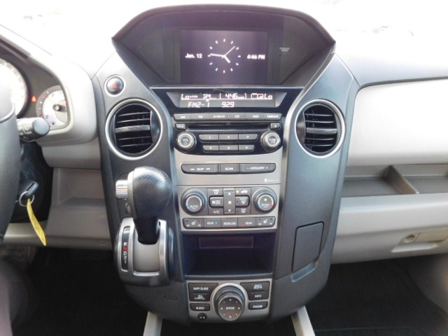 Used 2015 Honda Pilot FWD EX-L w/ Navigation image 14