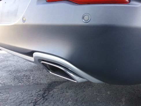 Used 2015 Jeep Cherokee Limited image 21