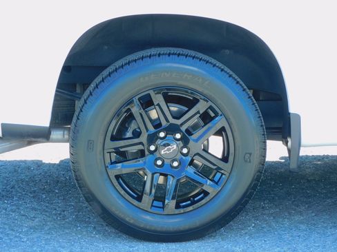 Used 2024 Chevrolet Silverado 1500 2WD Crew Cab RST image 10