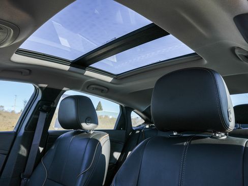 Used 2016 Chevrolet Impala LTZ image 8