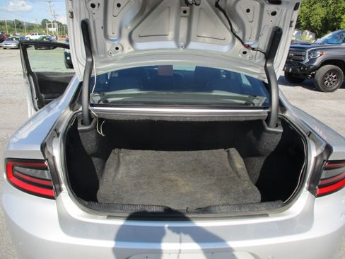Used 2016 Dodge Charger SE image 45