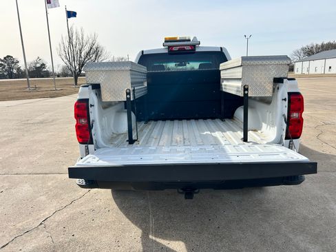Used 2015 Chevrolet Silverado 1500 image 19