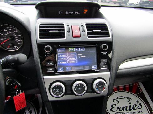 Used 2016 Subaru Crosstrek 2.0i Premium image 18