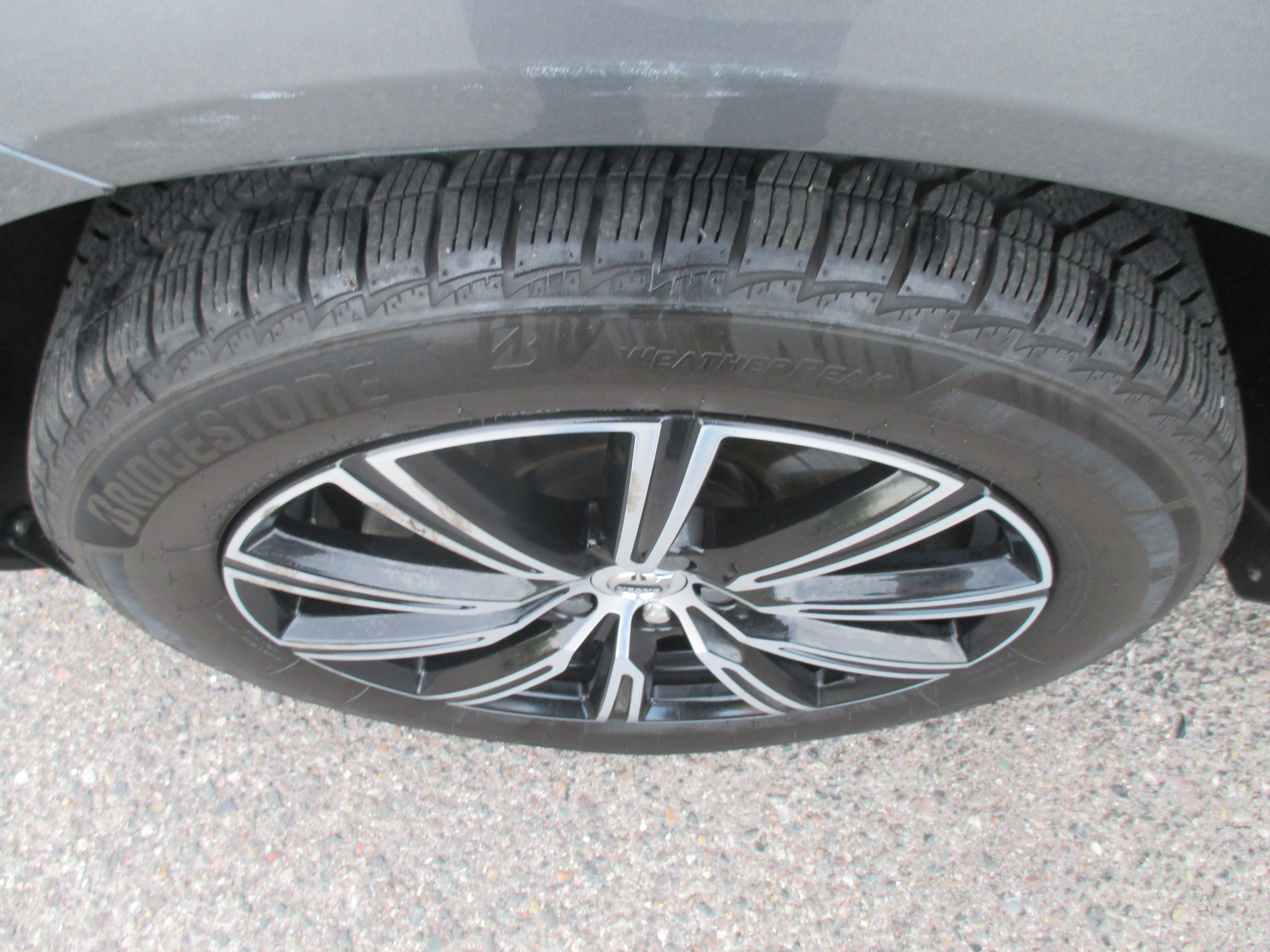 Used 2019 Volvo XC60 AWD T5 Inscription image 21