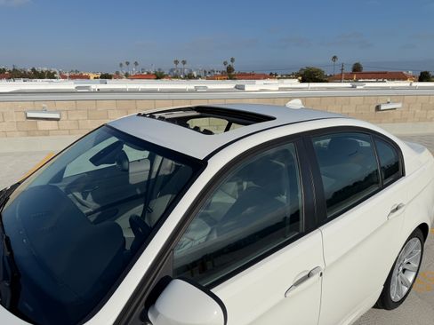 Used 2011 BMW 328i Sedan RWD image 30