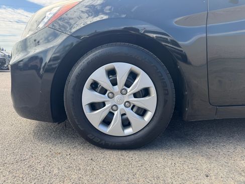 Used 2016 Hyundai Accent SE Sedan FWD image 14
