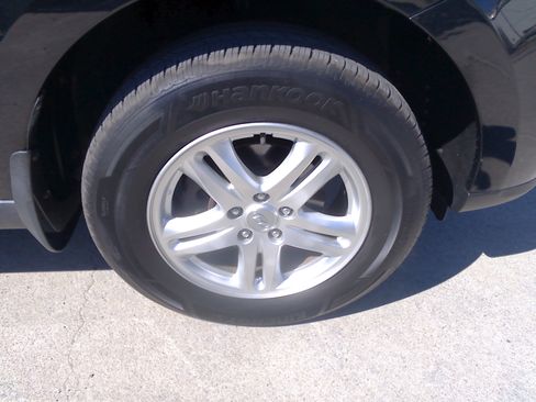 Used 2012 Hyundai Santa Fe GLS image 34