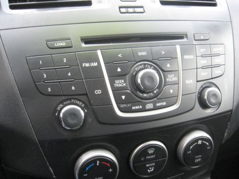 Used 2012 MAZDA MAZDA5 Sport image 11