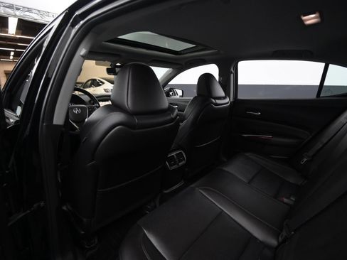 Used 2017 Acura TLX image 43