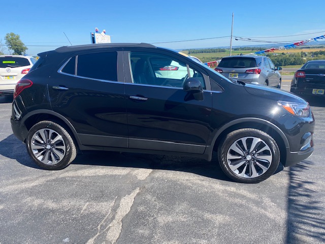 Used 2022 Buick Encore AWD Preferred image 5