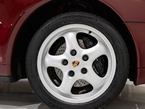 Used 1998 Porsche 911 Carrera Cabriolet RWD image 20