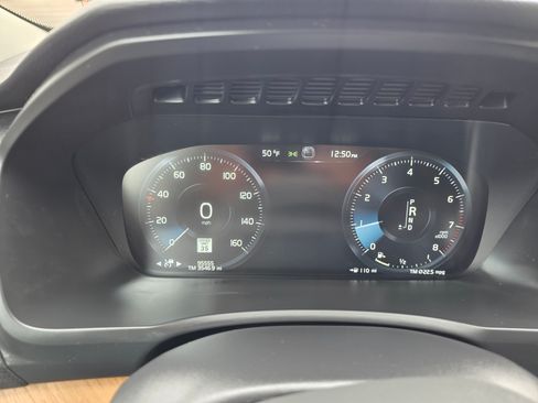 Used 2021 Volvo XC90 T6 Momentum image 17