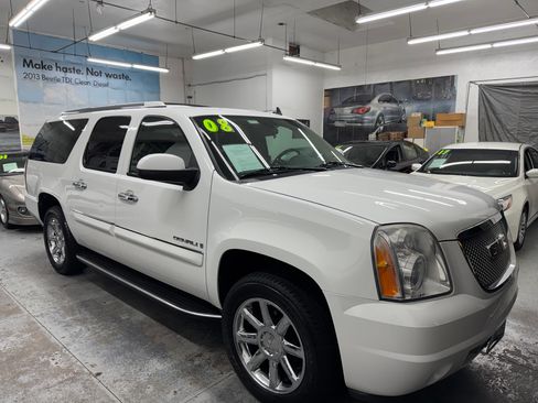 Used 2008 GMC Yukon XL Denali image 12