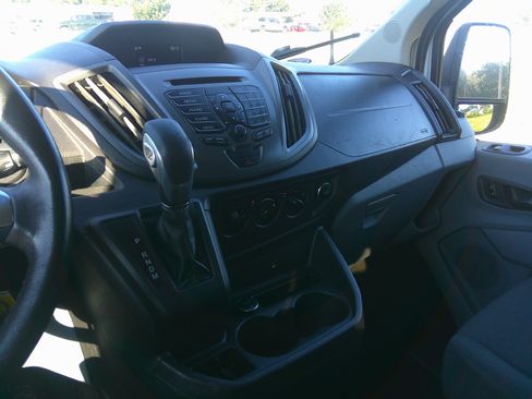 Used 2023 Ford Transit 350 148 Low Roof Wagon RWD image 14
