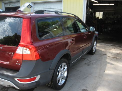 Used 2009 Volvo XC70 T6 AWD image 4