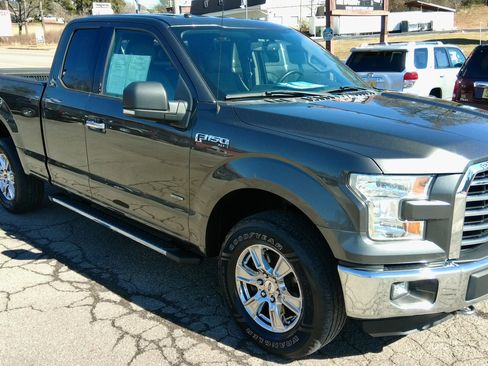 Used 2015 Ford F150 XLT image 6