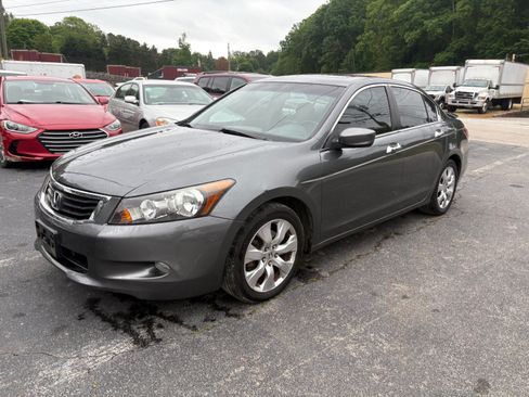 Used 2009 Honda Accord EX-L V6 Sedan image 2