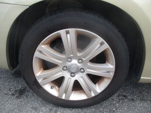 Used 2010 Chrysler Sebring Touring image 16