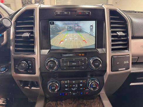 Used 2019 Ford F250 Lariat w/ Lariat Ultimate Package image 22