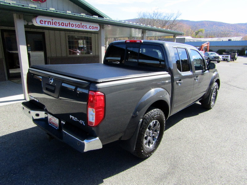 Used 2014 Nissan Frontier 4x4 Crew Cab PRO-4X image 3