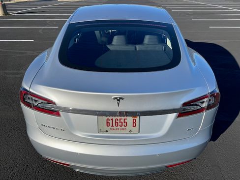 Used 2015 Tesla Model S 60 image 10