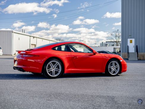 Used 2013 Porsche 911 Carrera image 18