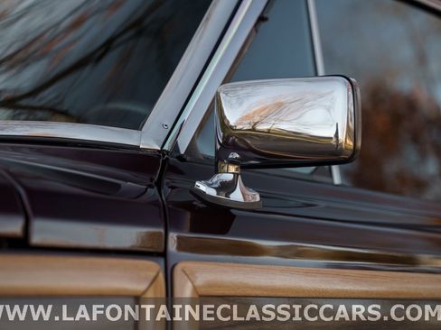 Used 1991 Jeep Grand Wagoneer image 23