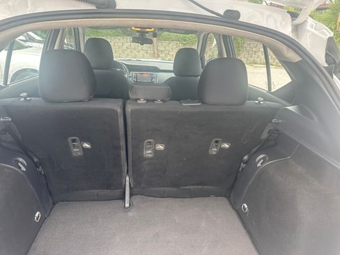 Used 2021 Nissan Kicks S image 10