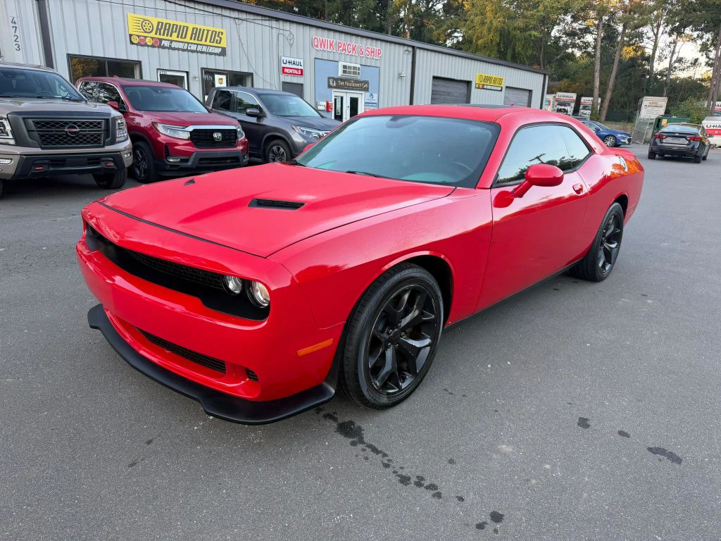 Used 2015 Dodge Challenger SXT Plus RWD image 7