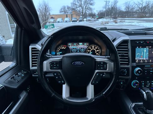 Used 2018 Ford F150 4x4 SuperCrew image 15