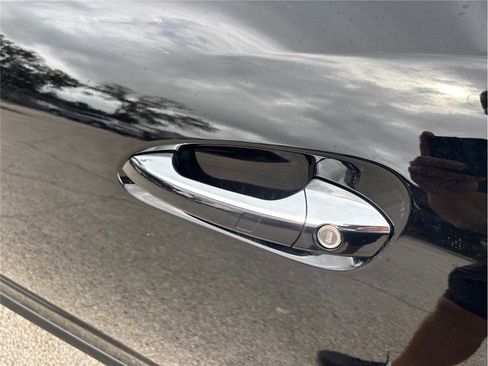 Used 2016 Mercedes-Benz SLK 350 image 16