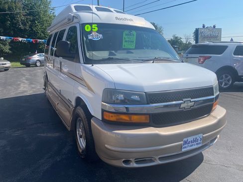 Used 2005 Chevrolet Express 2500 UNAVAIL RWD image 5